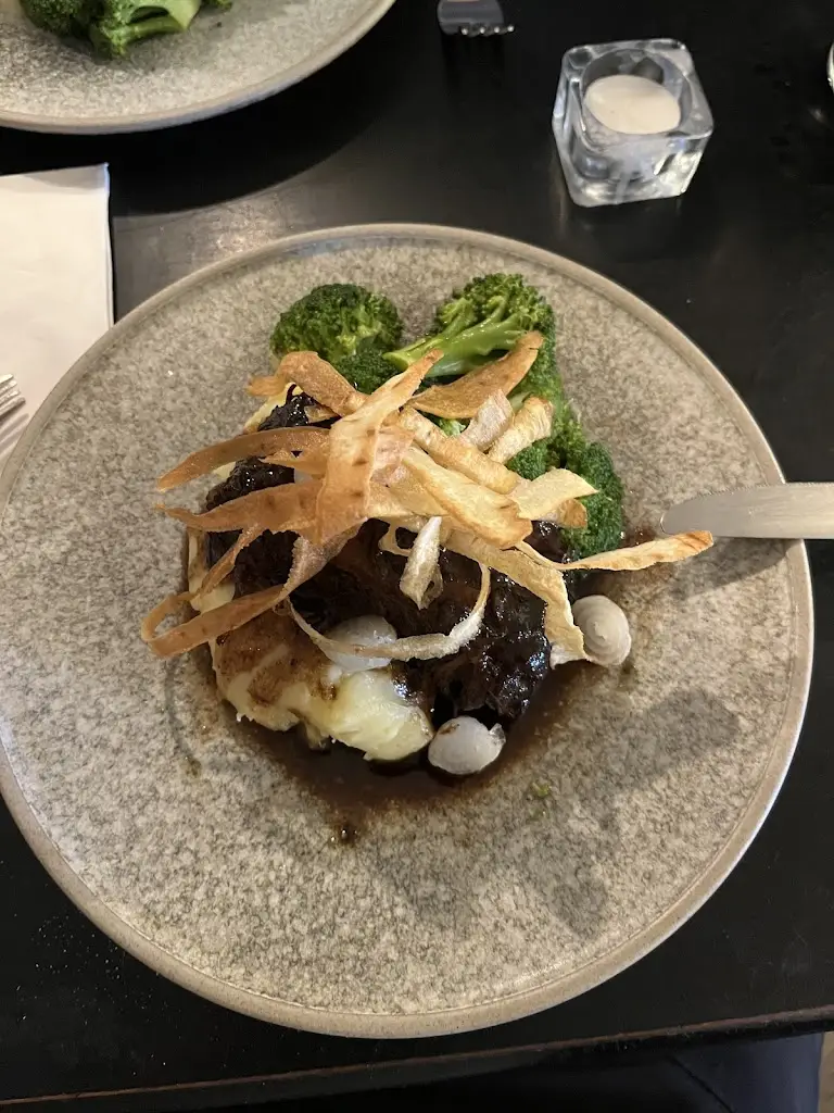 s L_The Bull & Claw Donaghadee_Ballywalter_review