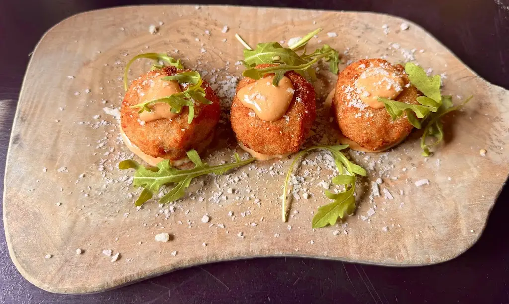 Neil Cairns_The Bull & Claw Donaghadee_Ballywalter_review