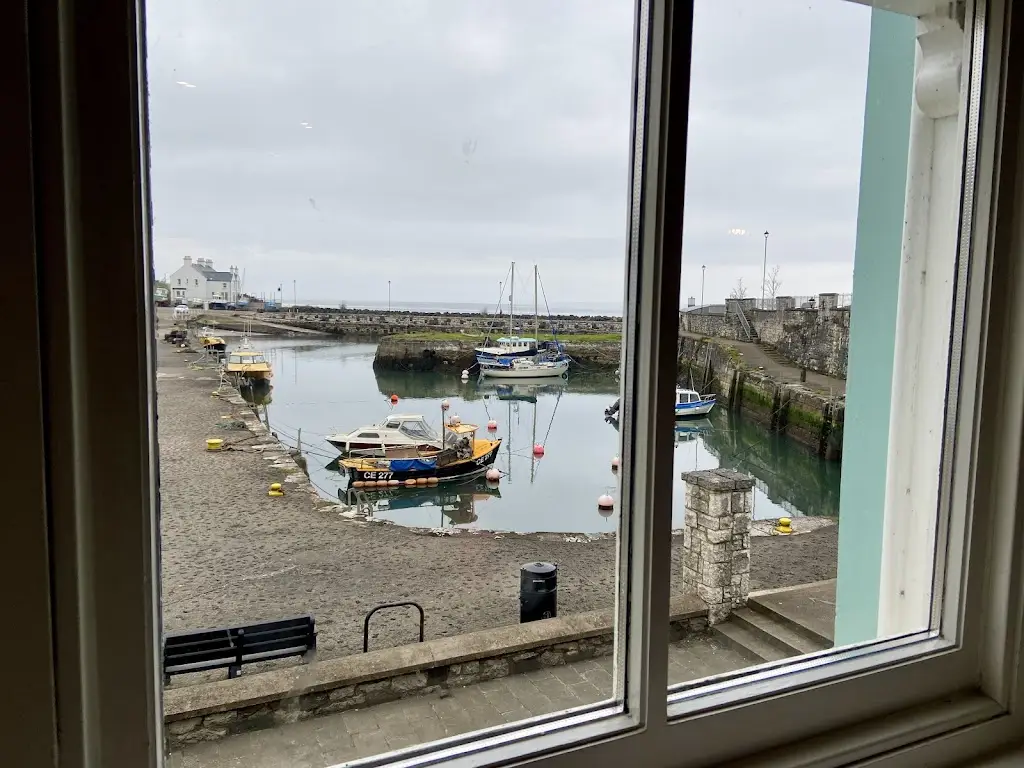 Dyanne Gray_Harbour Lights Cafe_Carnlough_recensione