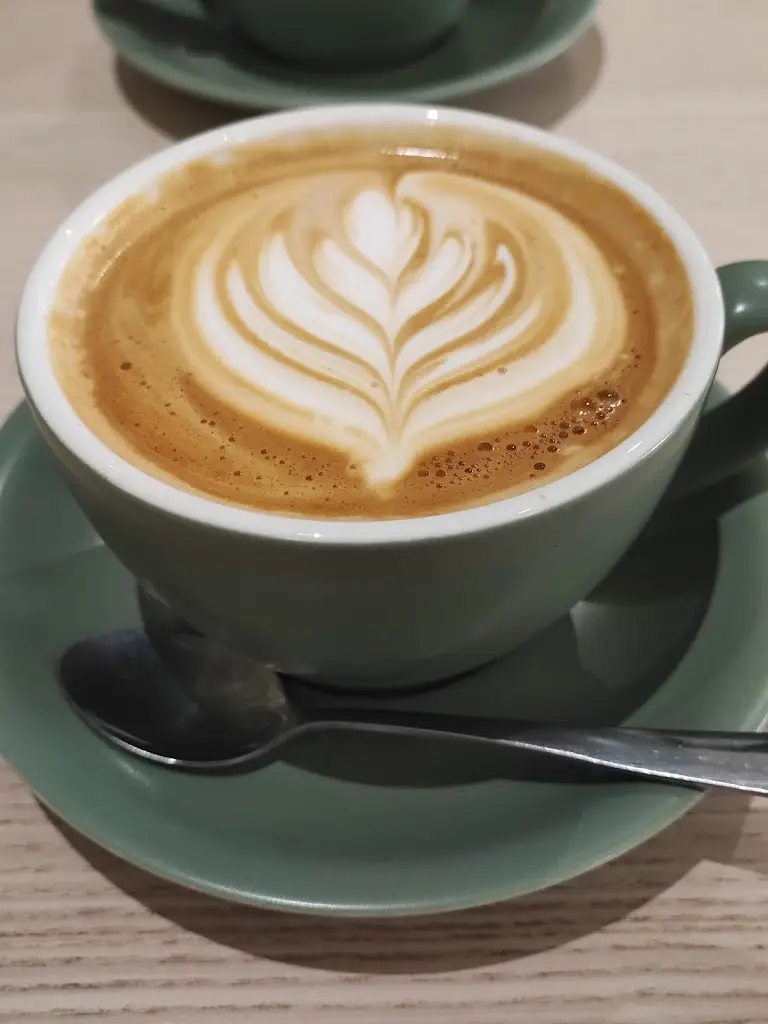 Robertas Guobys_Ember_Ballinamallard_review