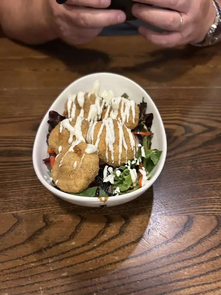 Paula Redpath_Horseshoe & Saddlers_Ballinamallard_recensione