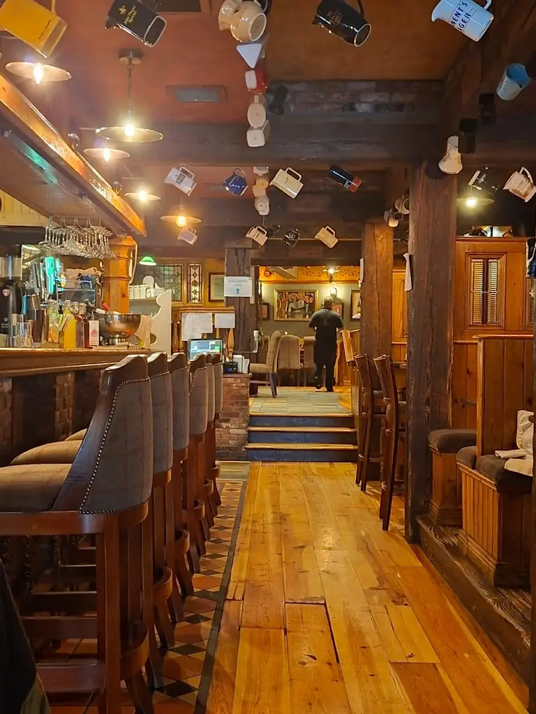 Molly's Bar_Ballinamallard_slider_image_3