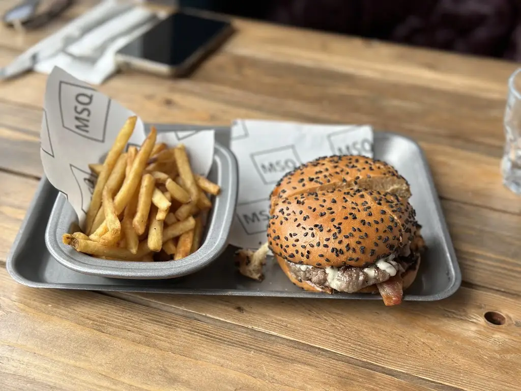 Market Square_Bushmills_slider_image_3