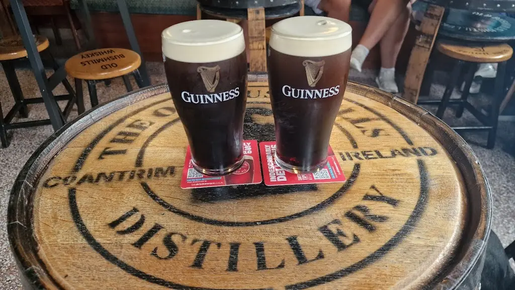 Neil Hodgson_The Bush House Bar_Bushmills_review