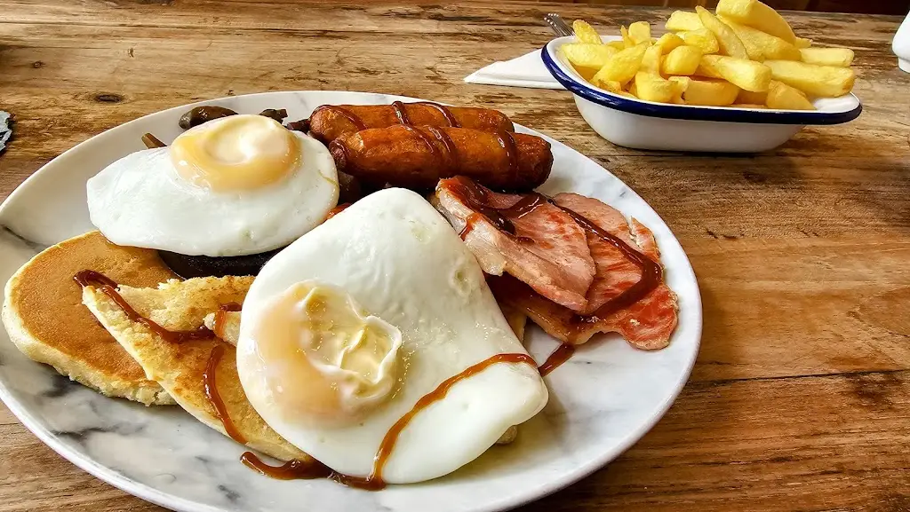 Lorna’s Kitchen_Bushmills_slider_image_2