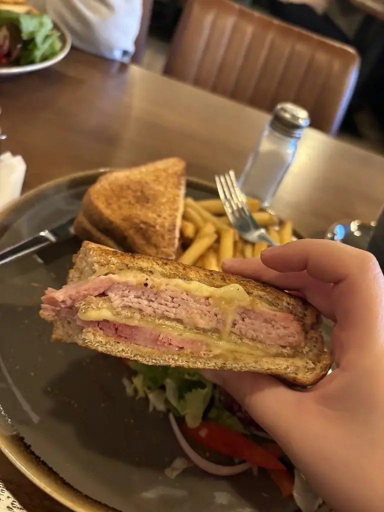 Anna Hull_Betty's Cafe & Bistro_Carryduff_review