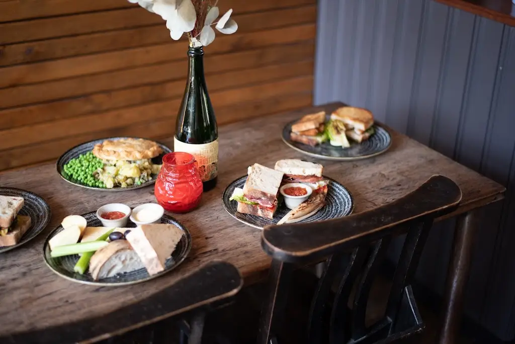 Bethnal Green Tavern_Bethnal Green_slider_image_3