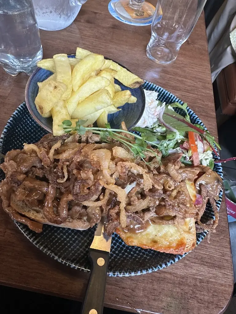 Grainne O'Neill_Keegan's Bar & Restaurant_Armagh_review