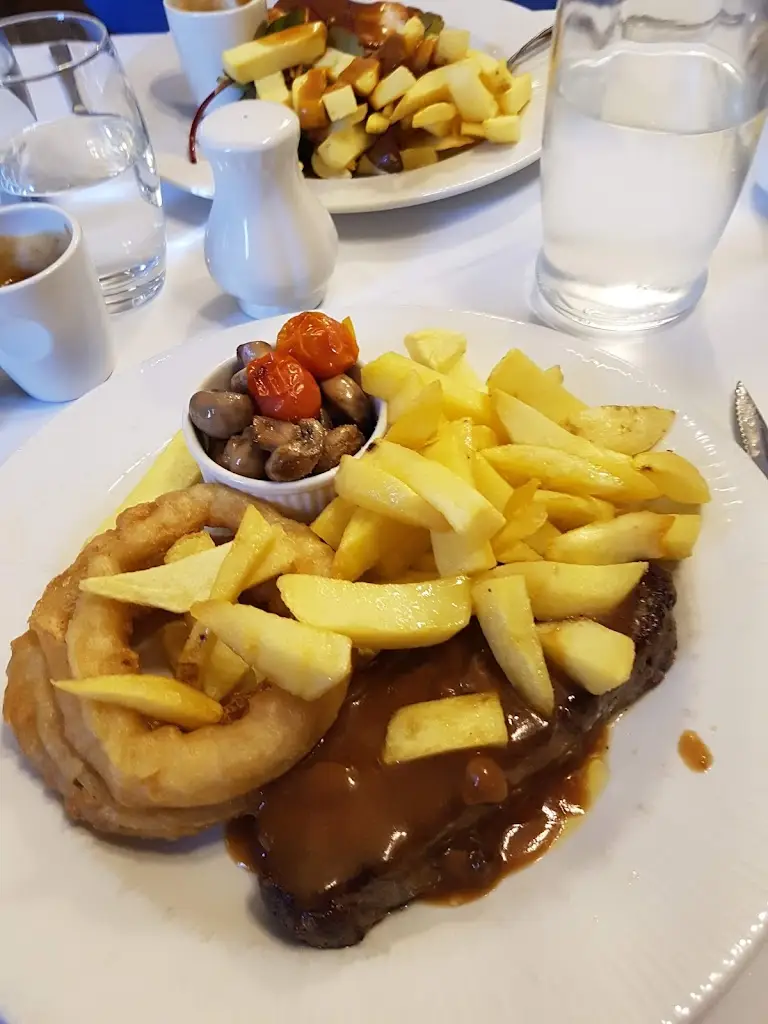 Billy Patton_Digby's Bar & Restaurant_Armagh_review