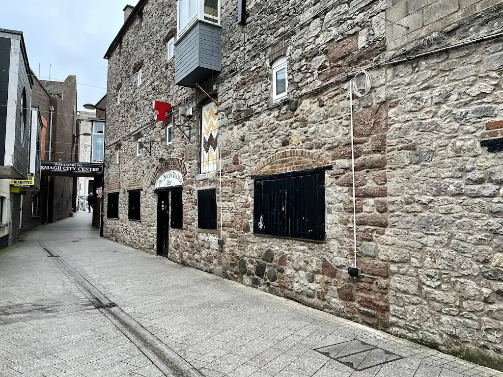 The Hole in the Wall_Armagh_slider_image_3