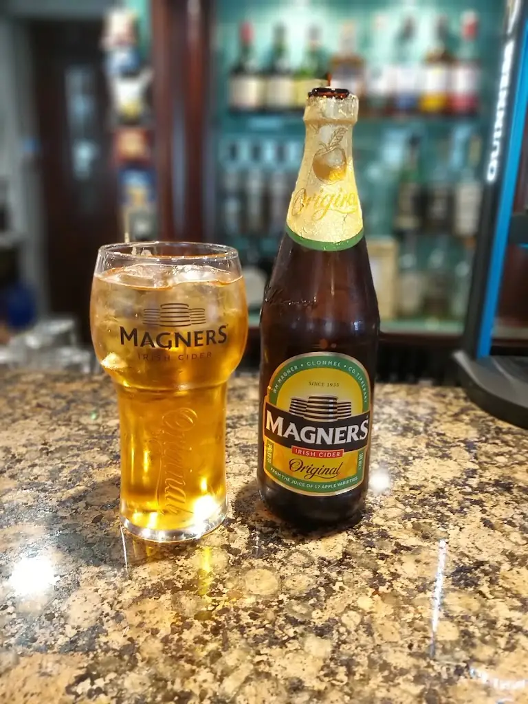 Claire Kerr_Red Neds_Armagh_review