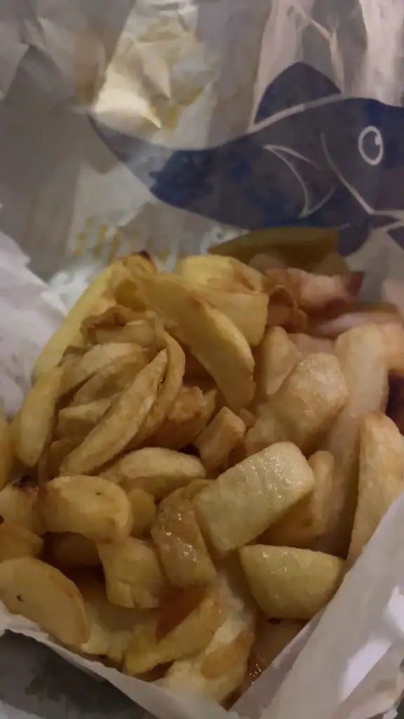 Decky's Traditional Chip Shop_Armagh_slider_image_2