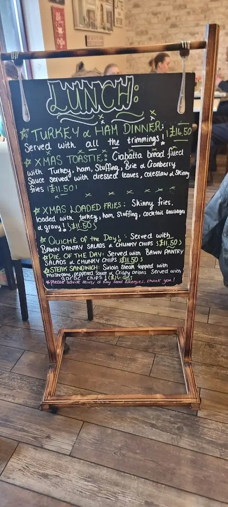 R Houghton_The Bawn Pantry_Armagh_review