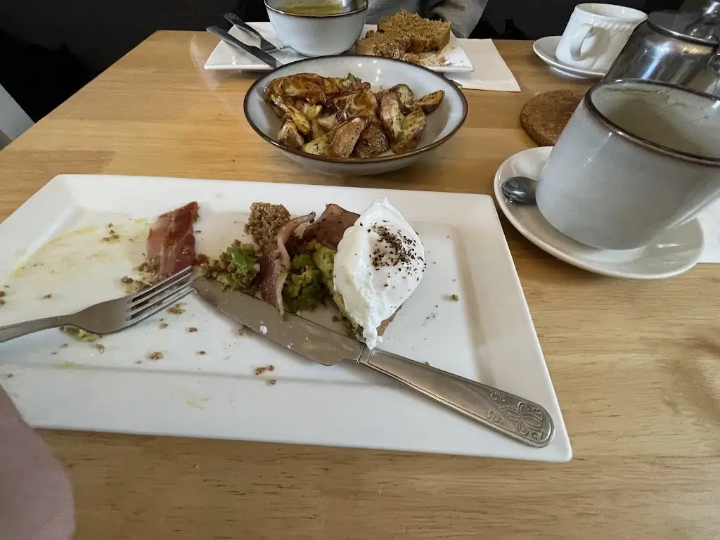 Adam Dawson_The Gathering Rooms_Armagh_review