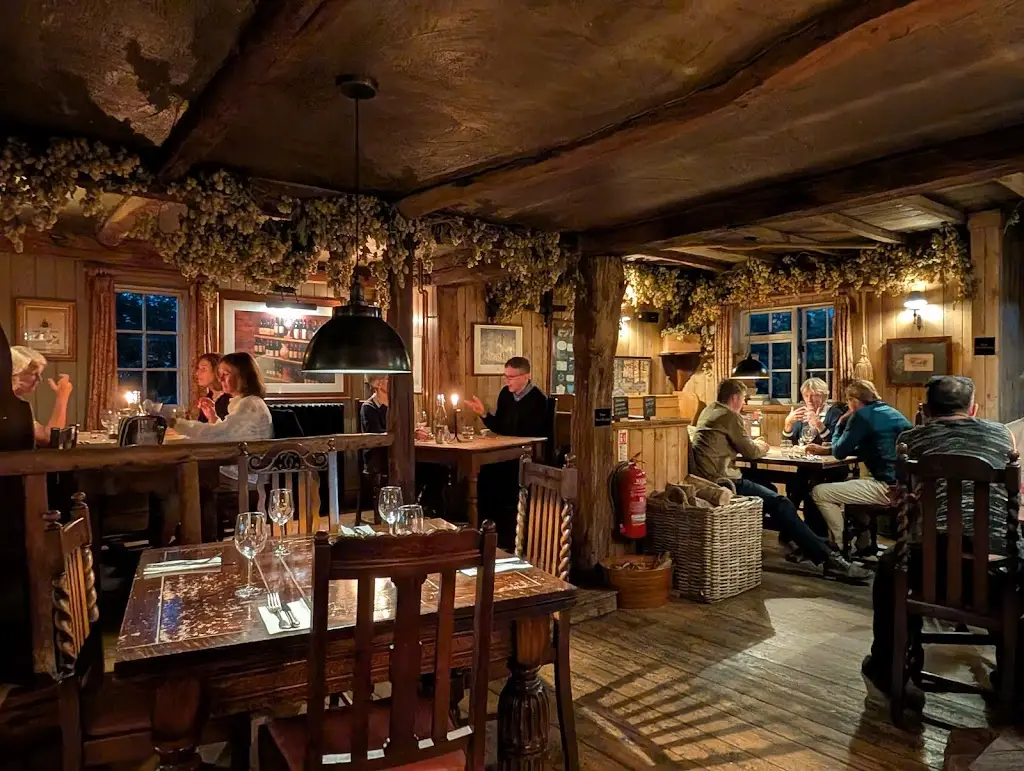 The Three Chimneys_Biddenden_slider_image_1