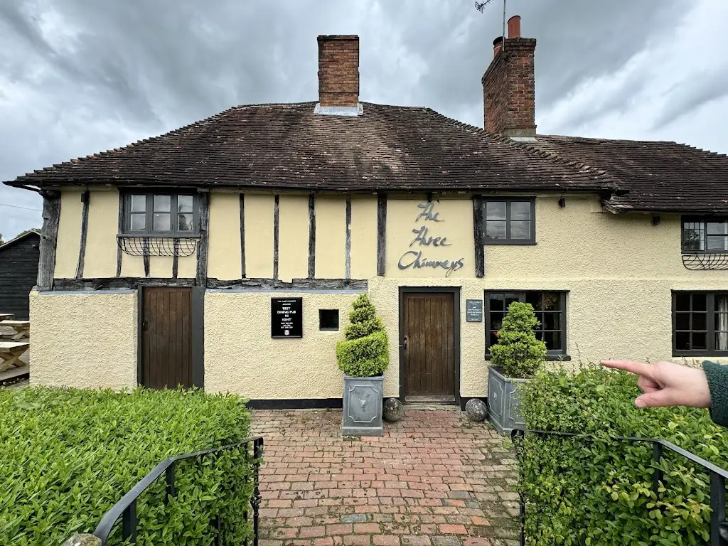 The Three Chimneys_Biddenden_slider_image_3