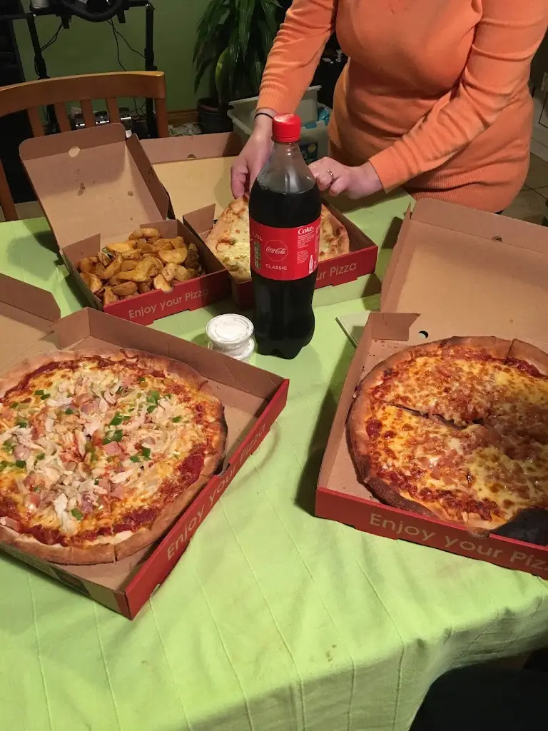 Monika Duddy_The Pizza Oven_Castlederg_review