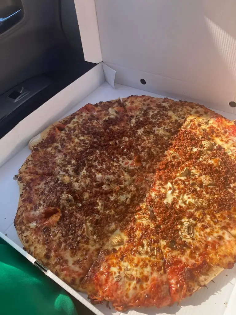 Debragh Kelly_Bert's Pizzeria & Takeaway_Coalisland_review