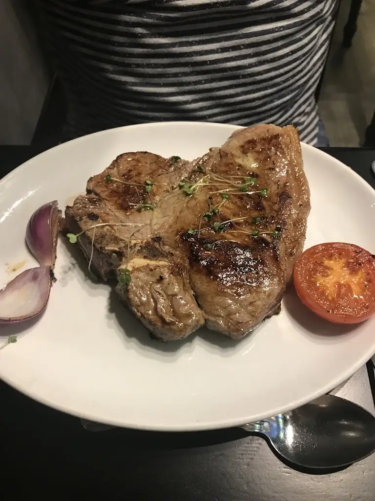 Sonya Hull_The Seven Stars_Armagh City Banbridge and Craigavon_review