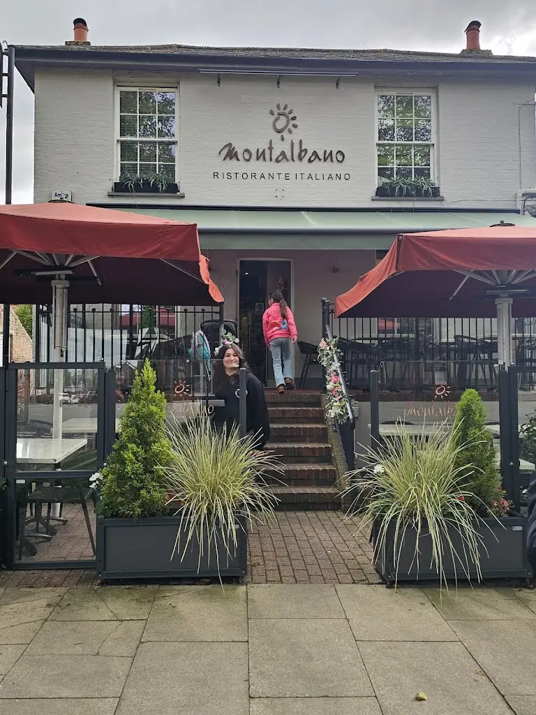 Montalbano Italian_Biddenden_slider_image_3