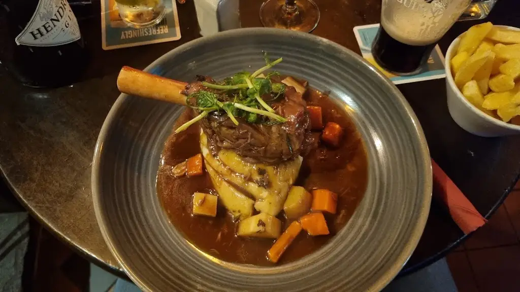 Basil Sheils Bar & Restaurant Armagh | B&B Accomodation_Armagh City Banbridge and Craigavon_slider_image_3