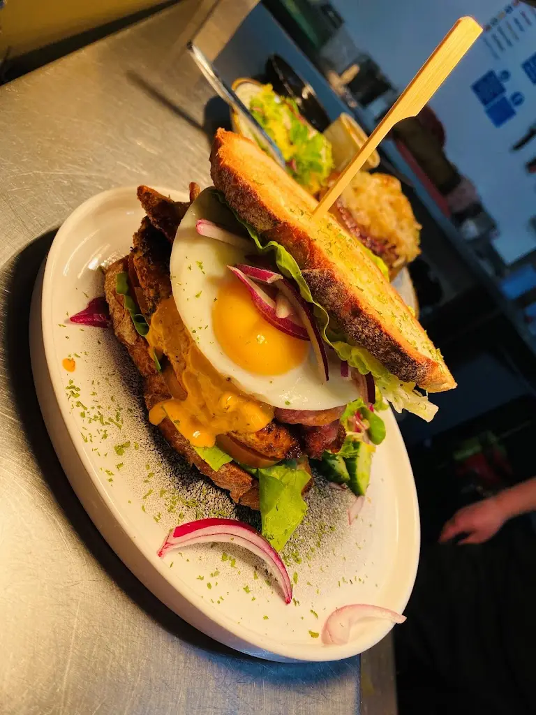 Harry’s Bar & Kitchen_Armagh City Banbridge and Craigavon_slider_image_2