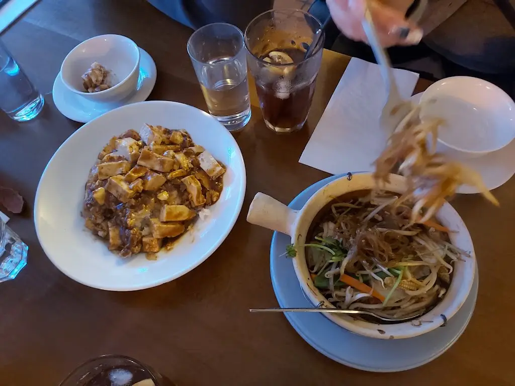 AhDeeMa_Jasmine_Bangor_review