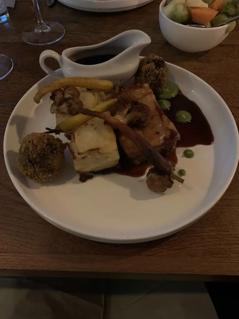 Alex Baker_The Ava Winebar_Bangor_review