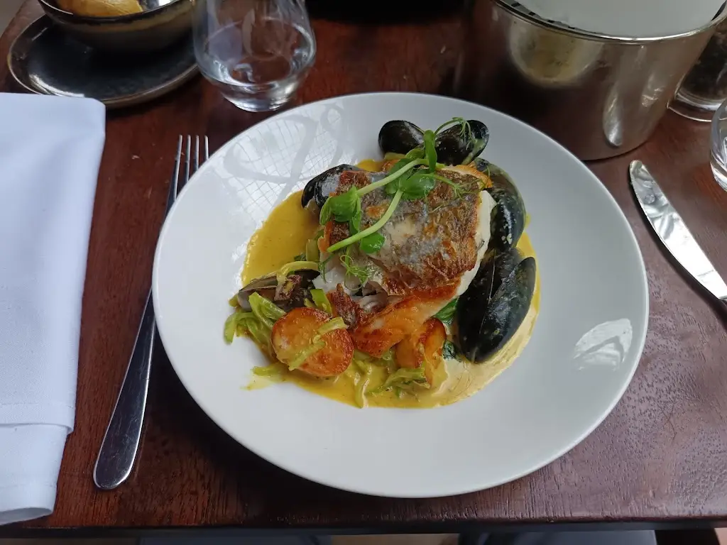 Coq & Bull_Bangor_slider_image_3