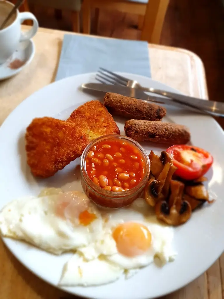 Tŷ Golchi_Bangor_slider_image_3