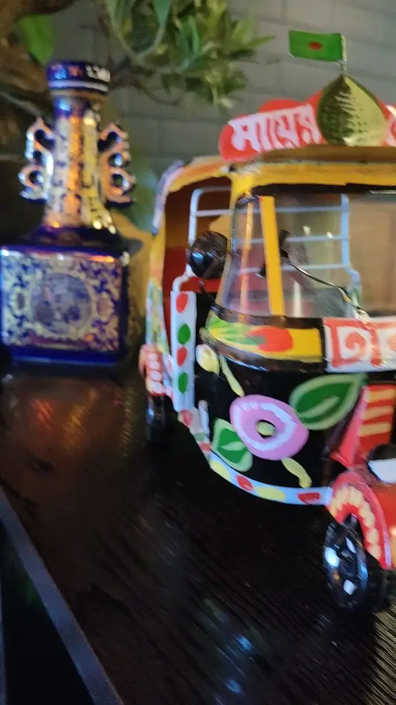 Tuk Tuk Asian Bistro_Bangor_slider_image_2