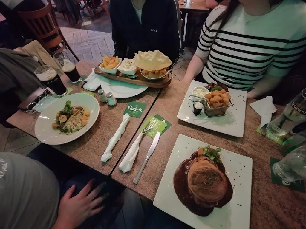 Linda Hayden_Donegans_Bangor_review