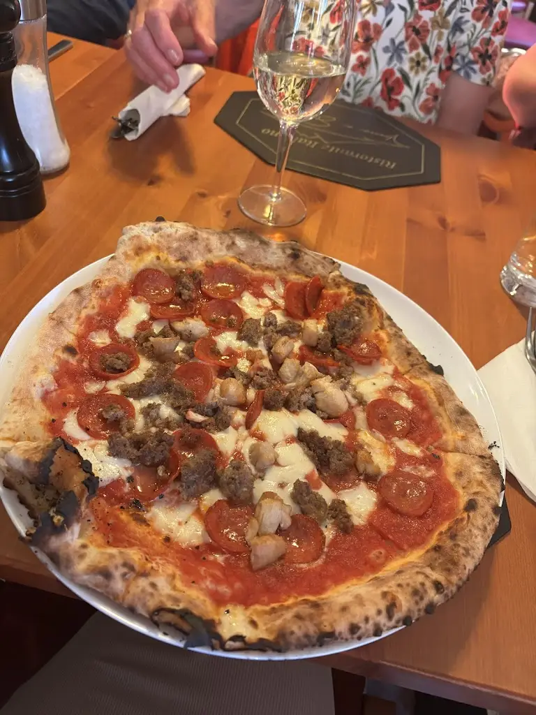 Hannah Gill_Torna a Surriento_Bangor_review