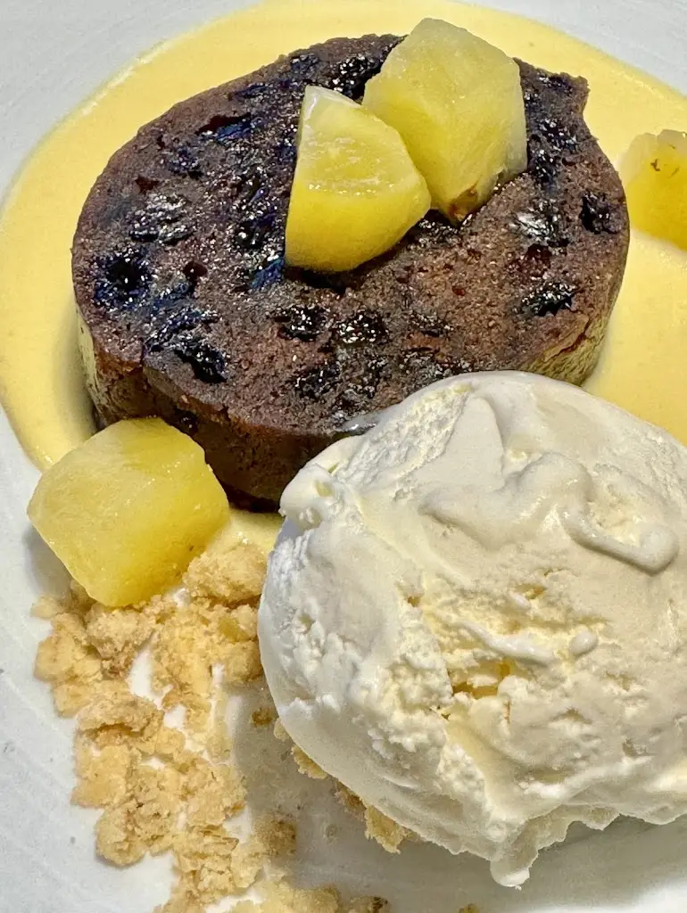 Menu_The Yard Restaurant at Hillyard House Hotel_Castlewellan_immagine_6