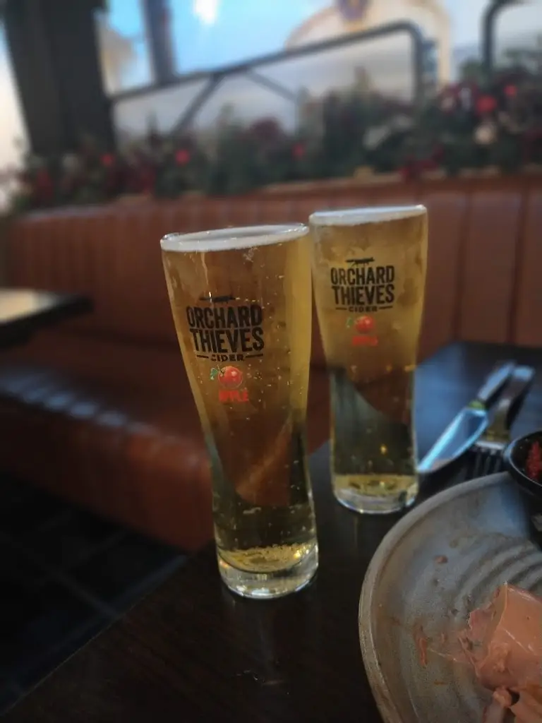 Menu_The Yard Restaurant at Hillyard House Hotel_Castlewellan_immagine_8