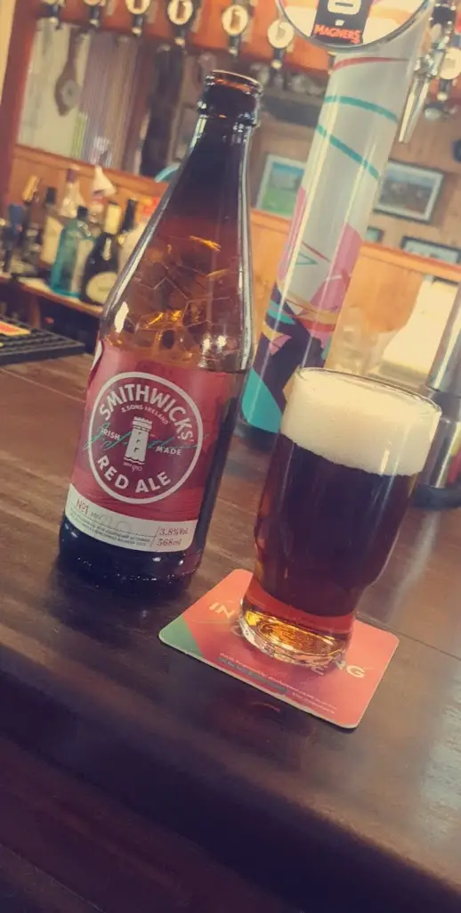 Chrissy O'neill_Old Tom Bar_Castlewellan_review