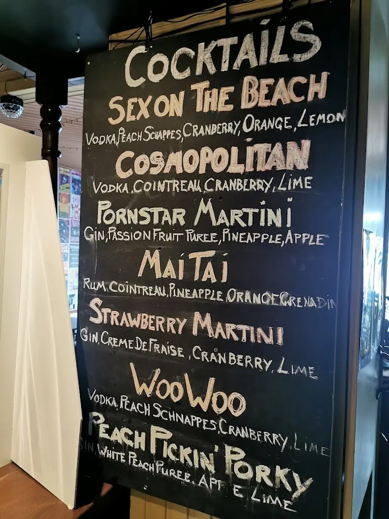 Menu_Savage's Bar_Castlewellan_image_1