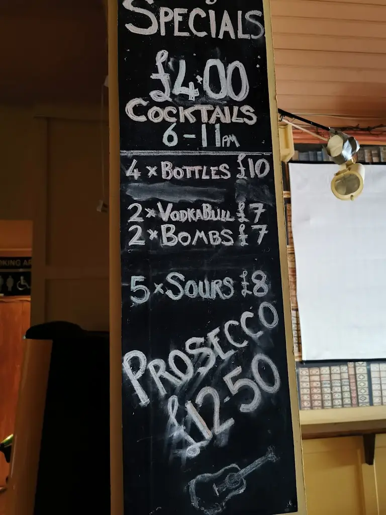 Menu_Savage's Bar_Castlewellan_image_2