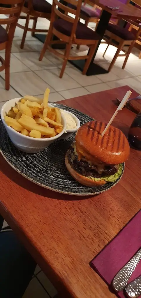 Menu_French's Cafe and Bistro_Castlewellan_image_2