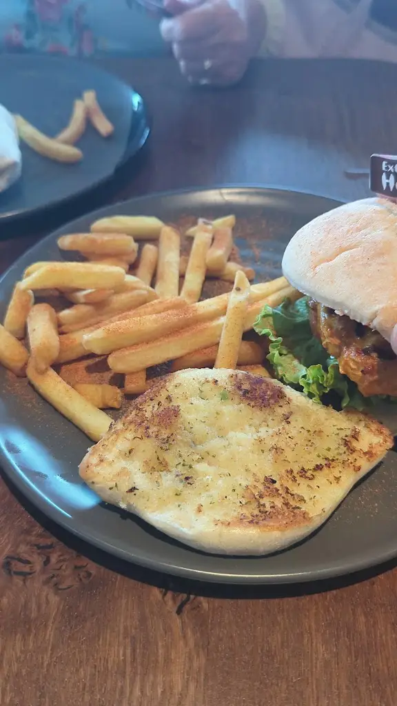 Stephen Graham_Nando's Coleraine_Coleraine_review