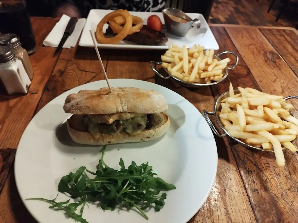 Coopers_Coleraine_slider_image_3