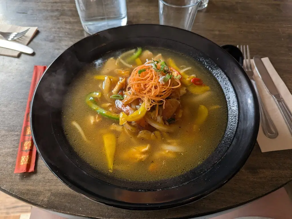 Yoko at the Jet Centre_Coleraine_slider_image_3