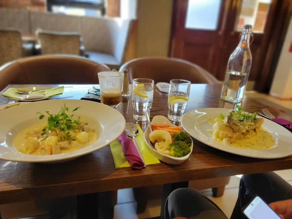 Dave Ross_Murphys Bar & Restaurant_Crossgar_review