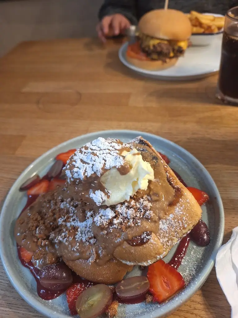 KIS Pizza & Coffee Bar_Crossmaglen_slider_image_3