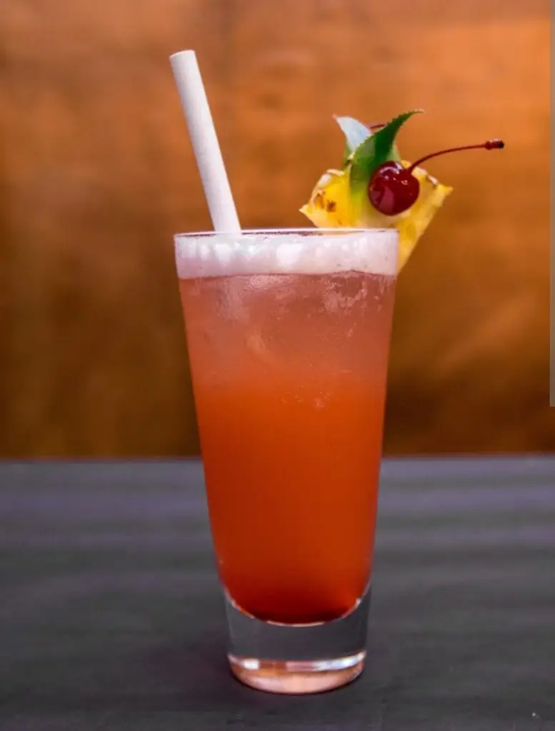 colin mccooey_Ma Kearneys_Crossmaglen_review