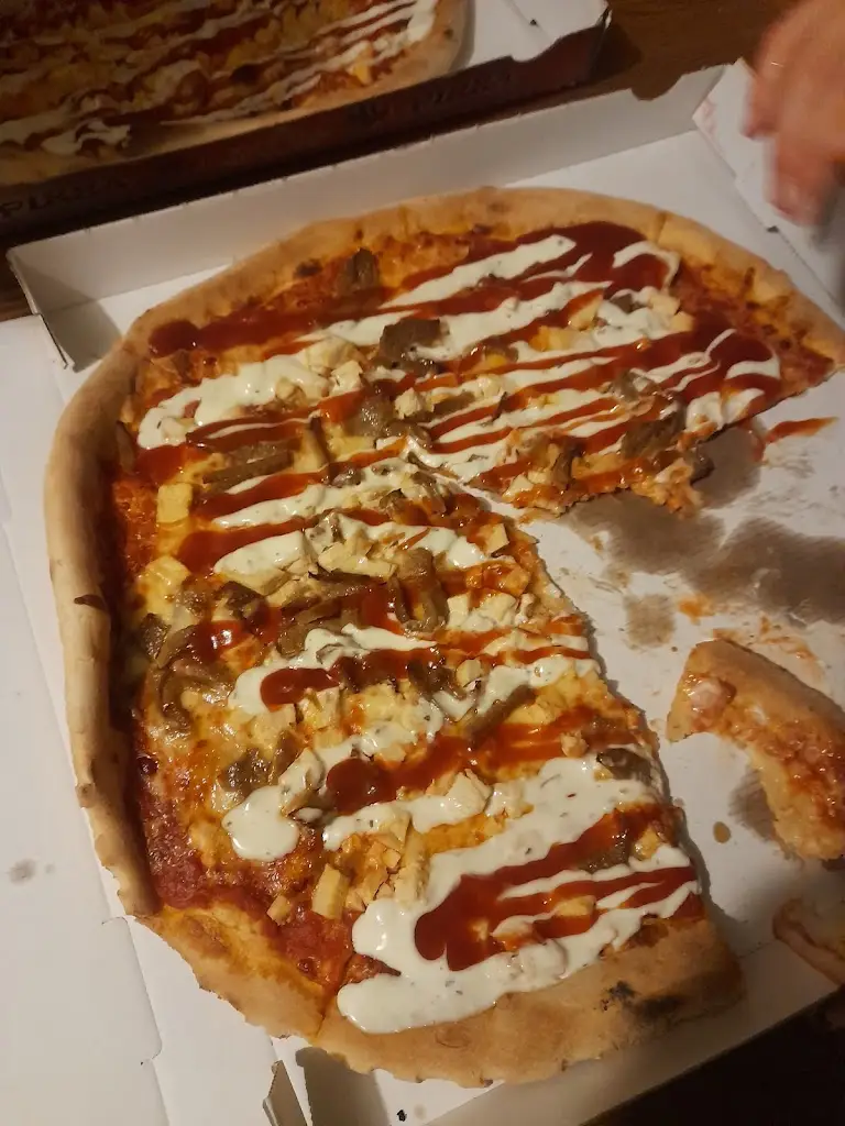 Mario's Pizza_Crossmaglen_slider_image_2