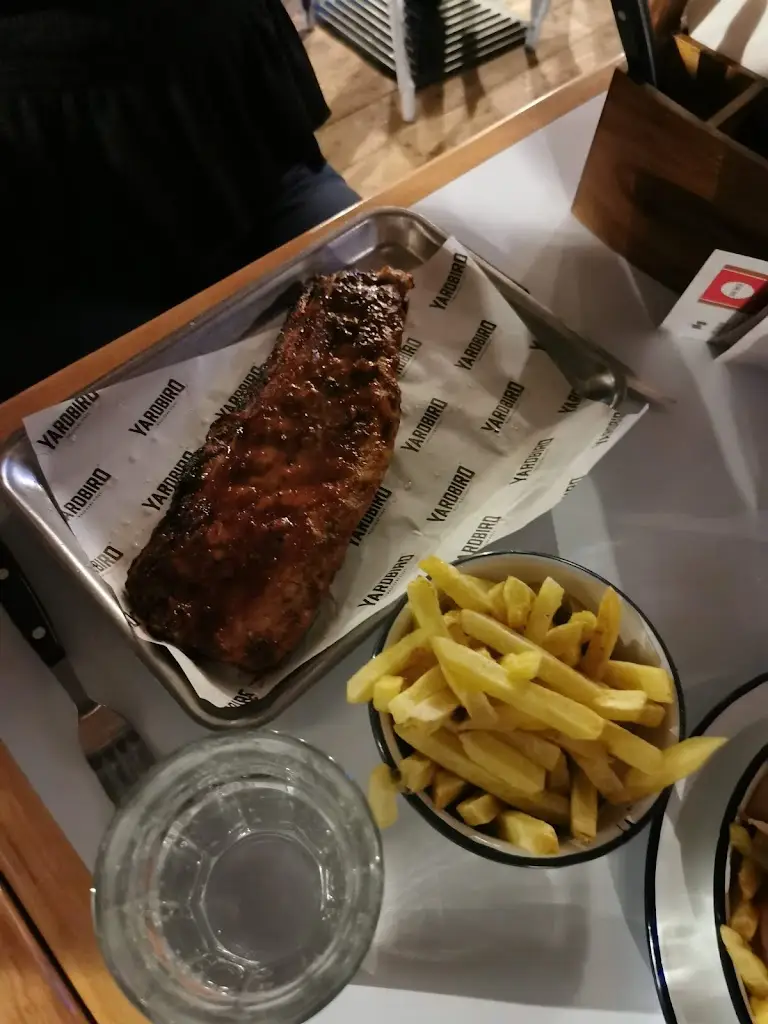 Lily Crawford_The Dirty Onion and Yardbird_City of Belfast_review