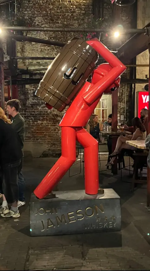 Joe Cloonan_The Dirty Onion and Yardbird_City of Belfast_review