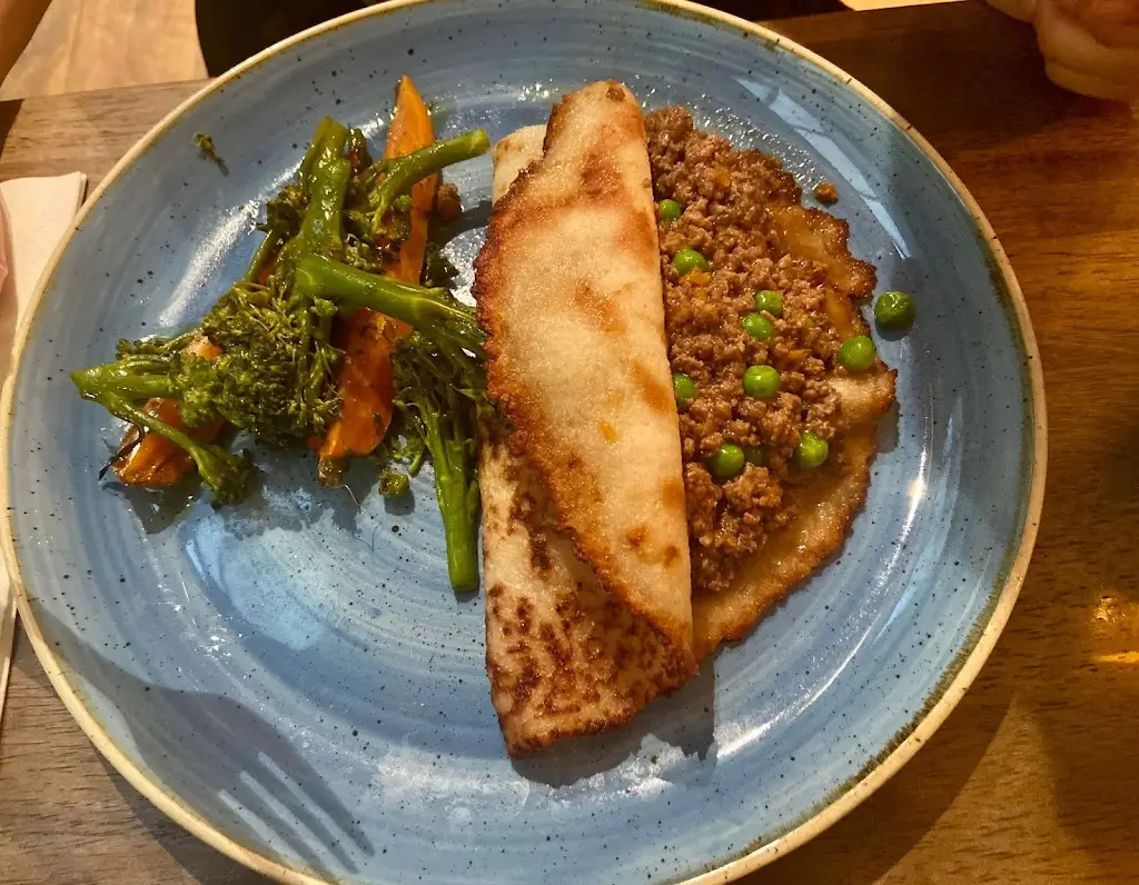 Rai Hansen_Holohan's Pantry_City of Belfast_review