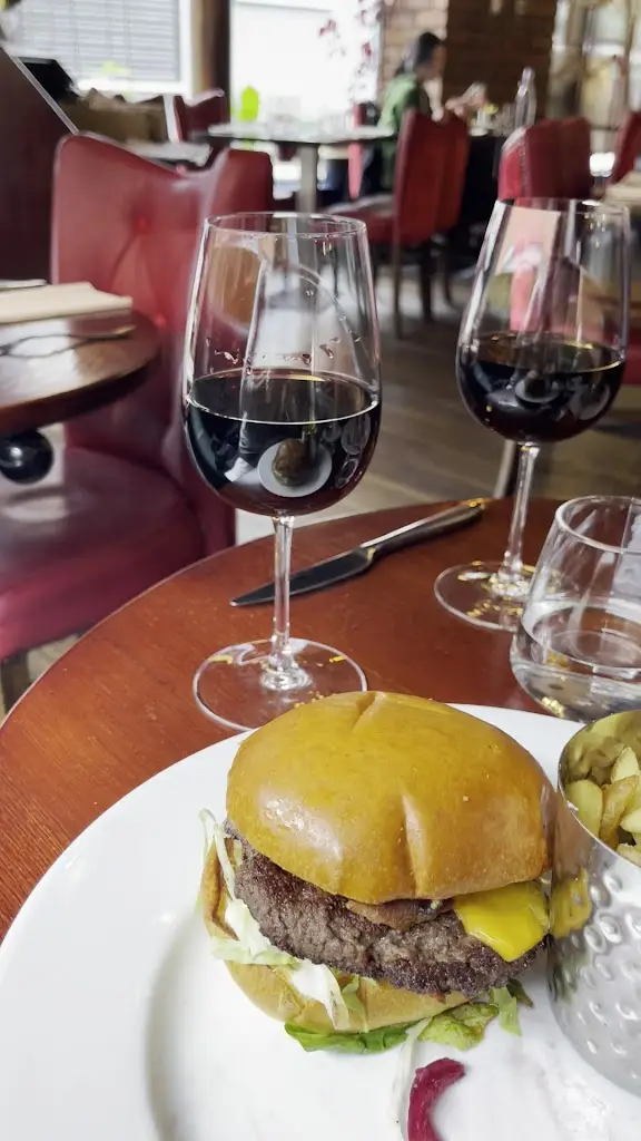 Bank Square Brasserie_City of Belfast_slider_image_2